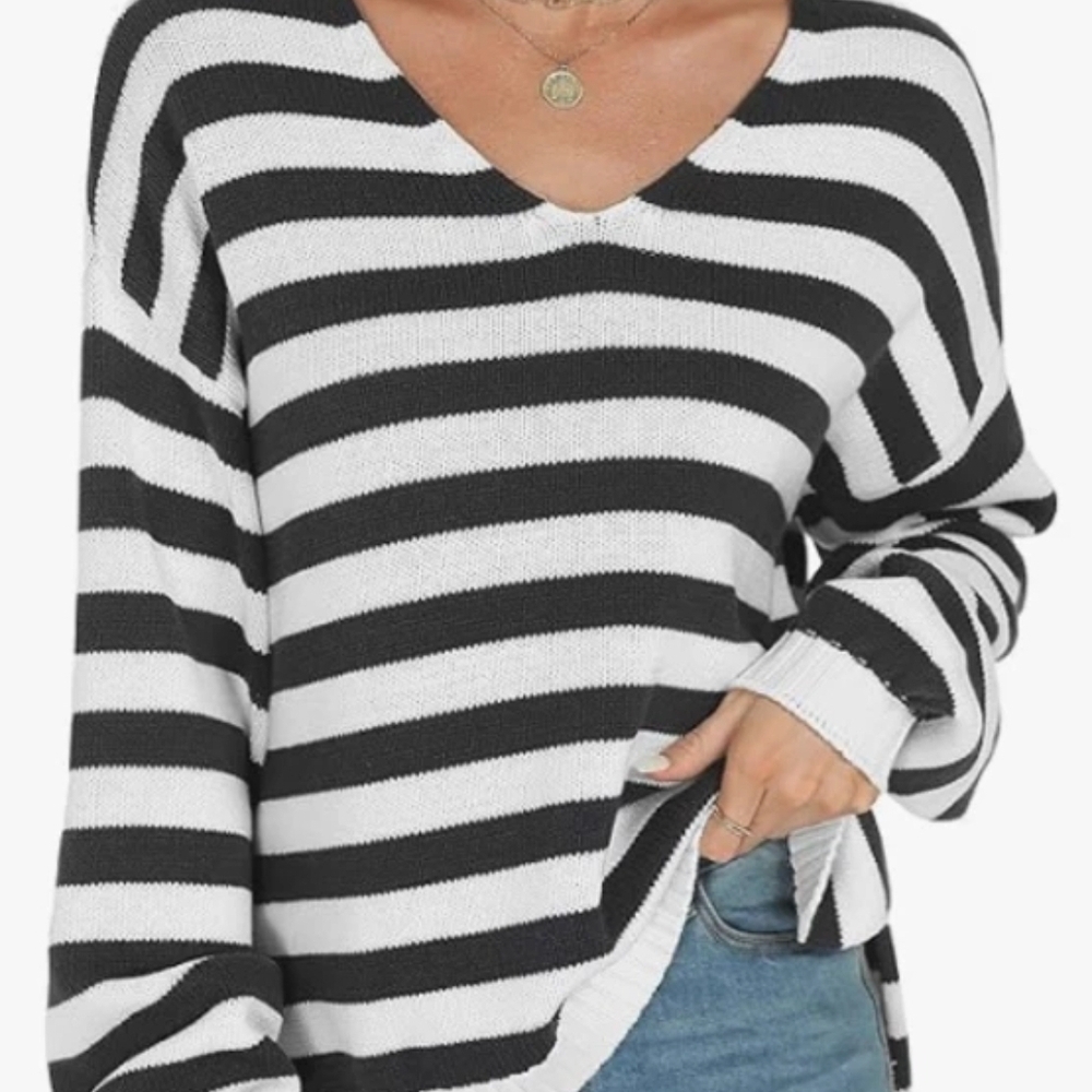Tanou V Neck Sweater Black White Stripe Size Medium